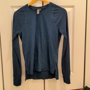 Sweaty betty long sleeve running shirt